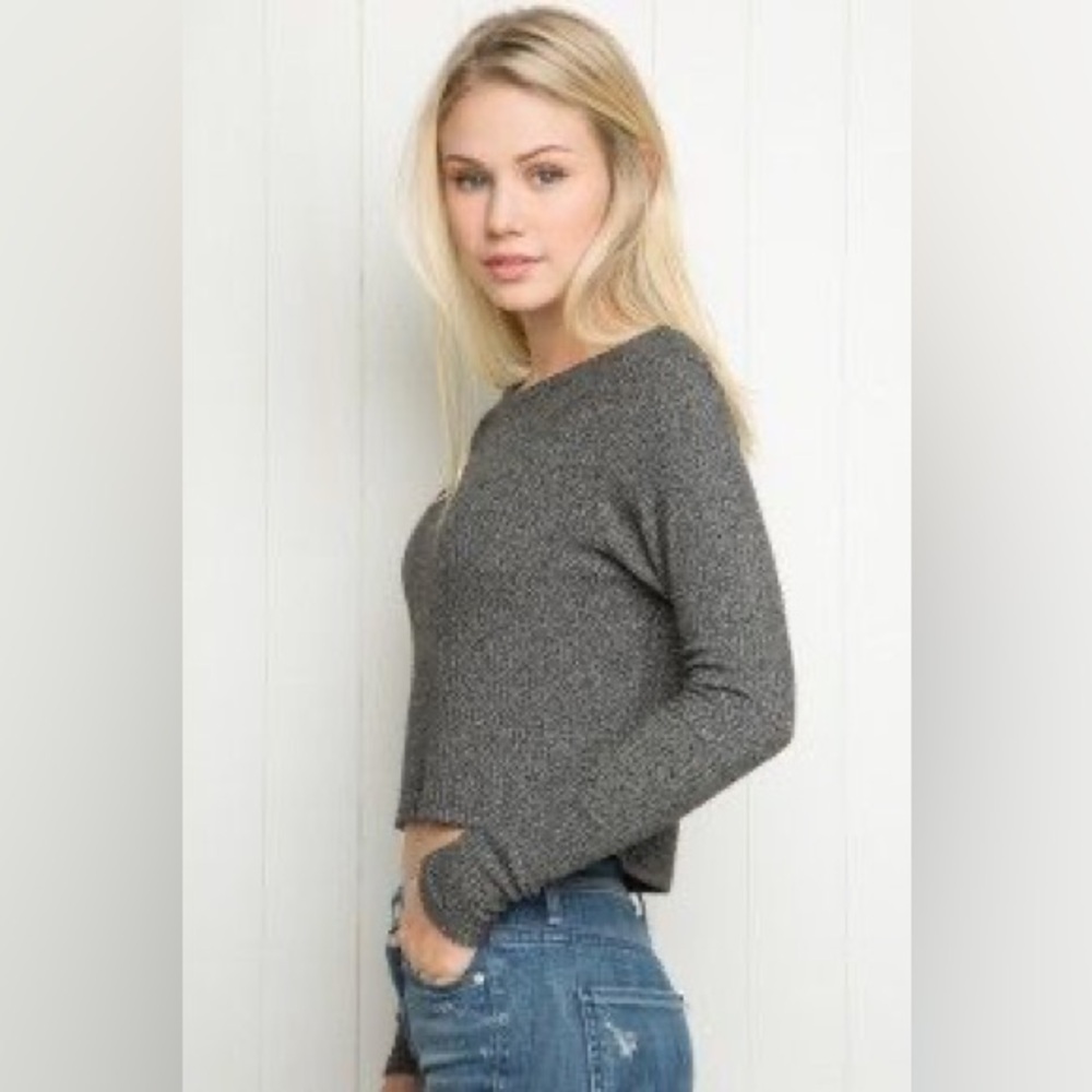 Brandy Melville Gray Long‎ Sleeve Knit sweater top one size small